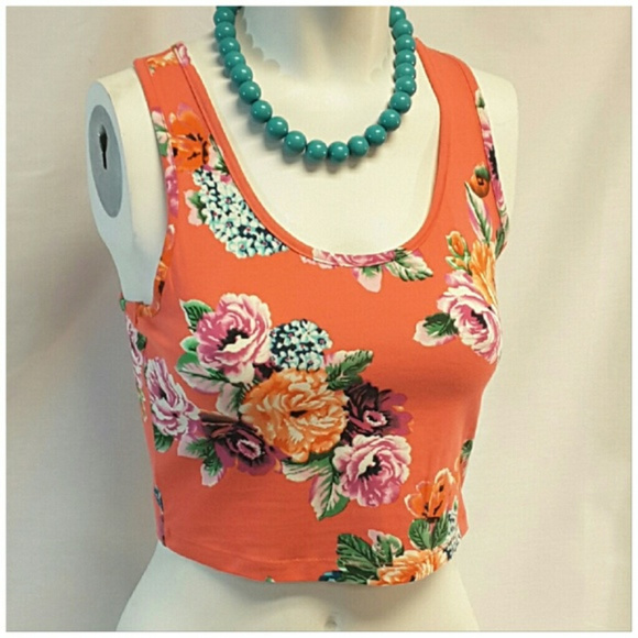Ambiance Tops - NWT AMBIANCE APPAREL, Crop Top, size Medium